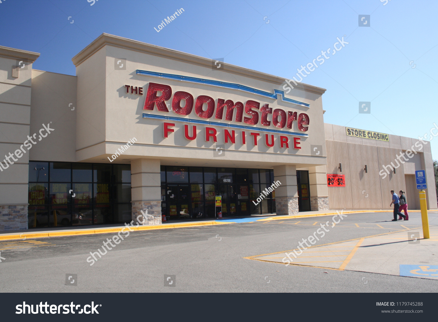 Tyler Tx January 20 2012 Roomstore Stock Photo Edit Now 1179745288