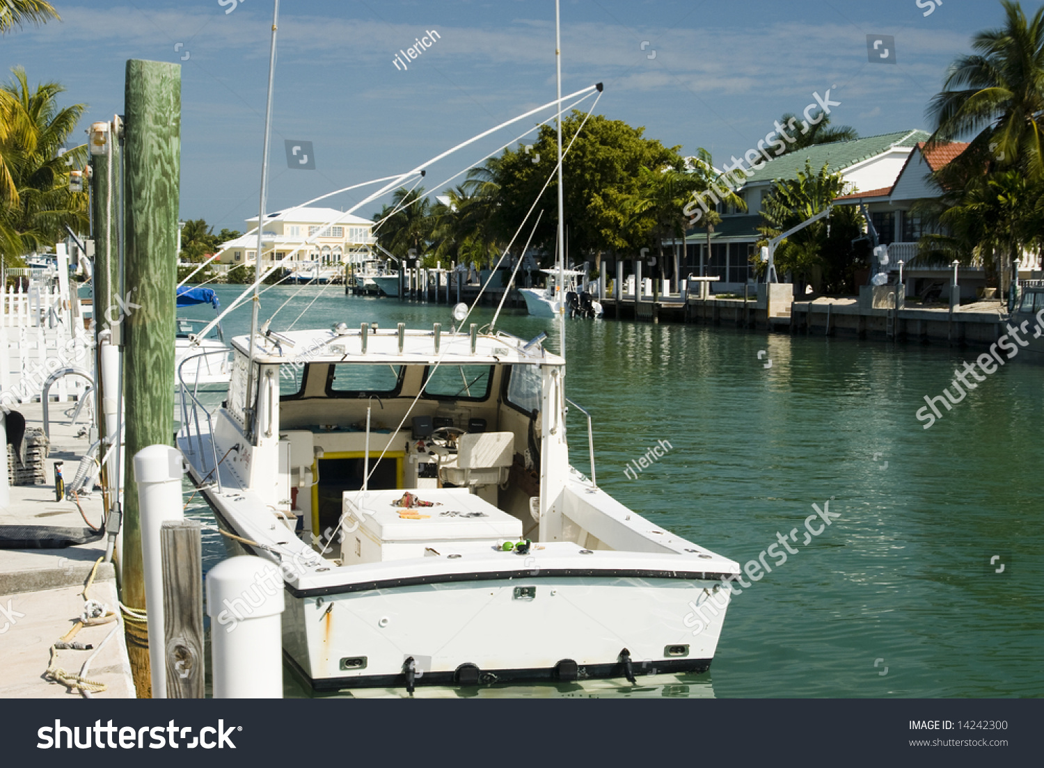 Typical Backyard Scene Florida Keys Canal Stock Photo 14242300