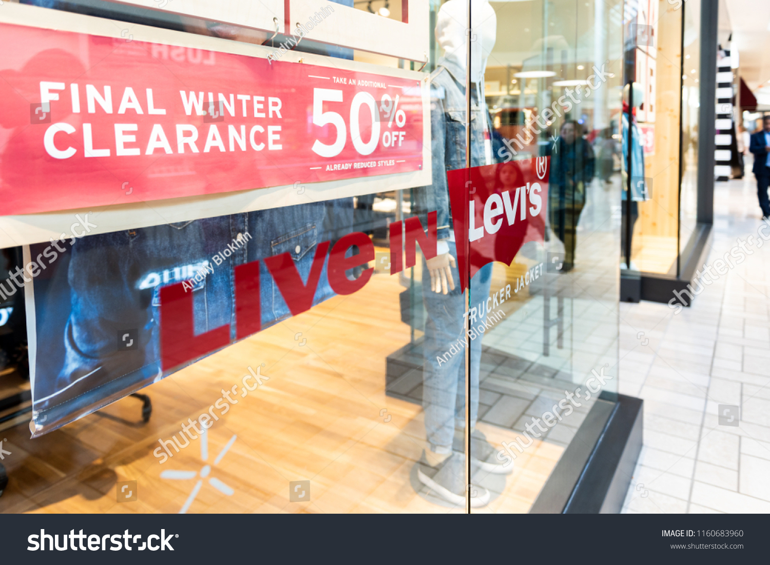 levi clearance store