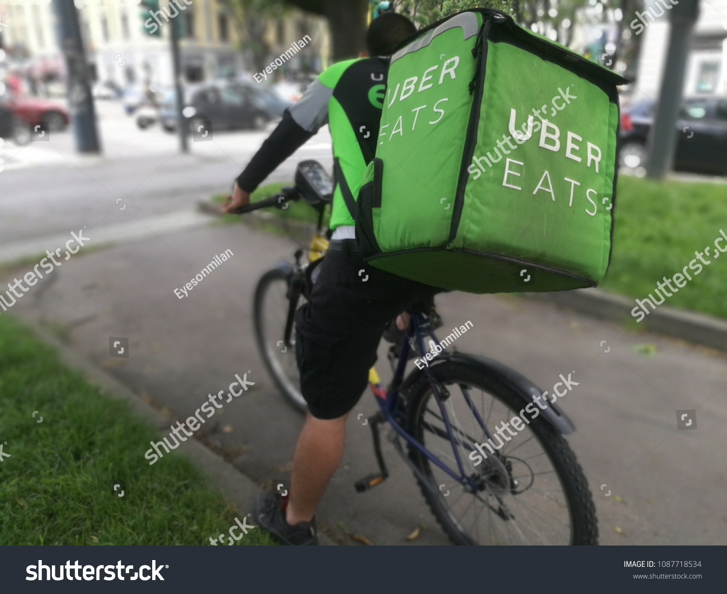 uber eats bicycle