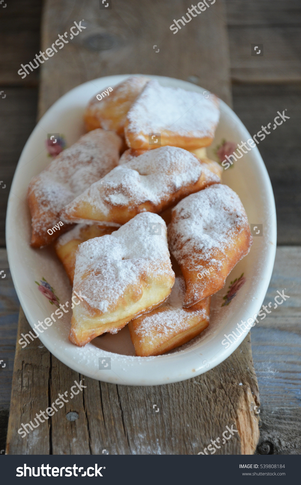 Hvorost: how to cook it and serve it Hvorost: how to cook it and serve it