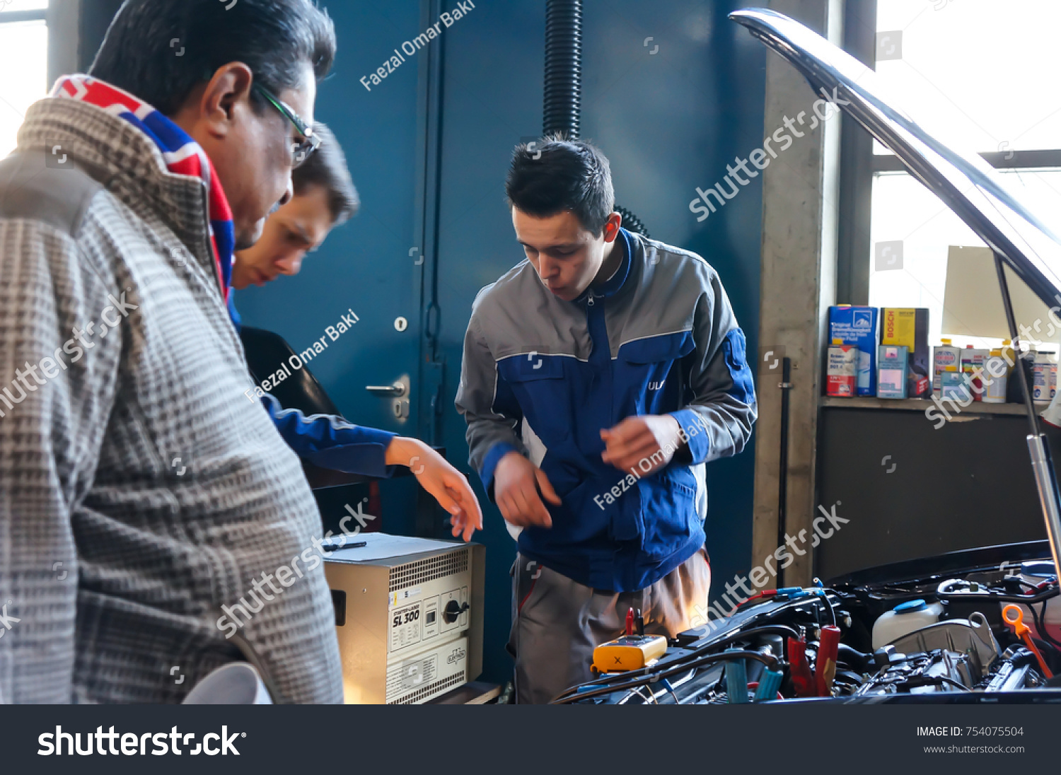 Ulmgermany November 272013 Unidentified Students His Stock Photo