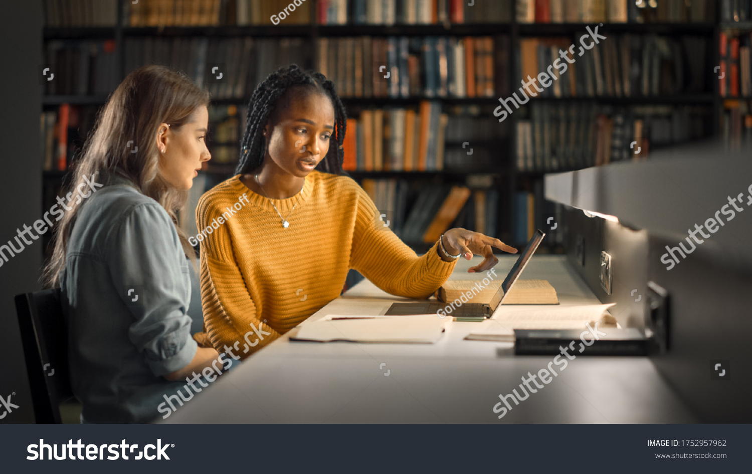 3,977 Assignment 2 Images, Stock Photos & Vectors | Shutterstock