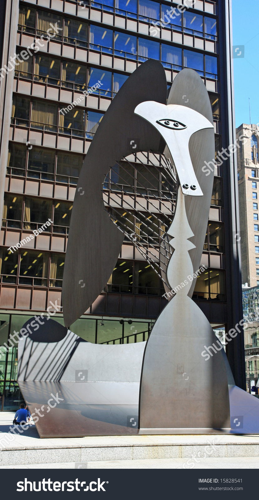 Untitled Massive Sculpture In A Plaza In Downtown Chicago By Pablo ...