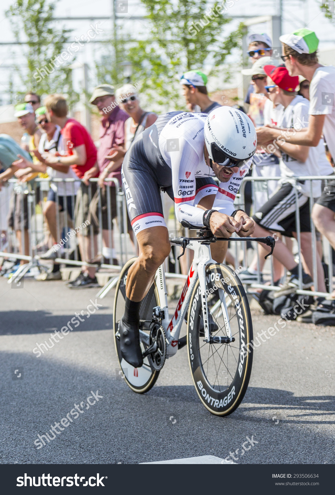 trek factory tour