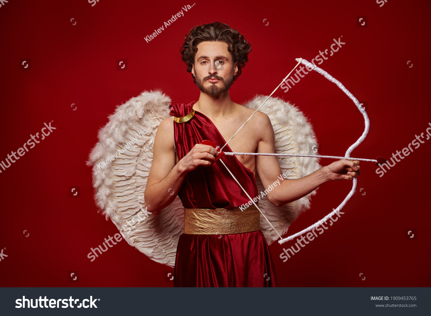 Arco de cupido: imágenes, fotos de stock y vectores | Shutterstock