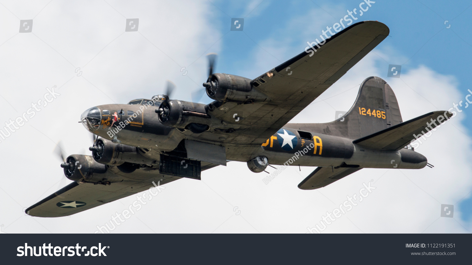 B17 bomber Images, Stock Photos & Vectors | Shutterstock