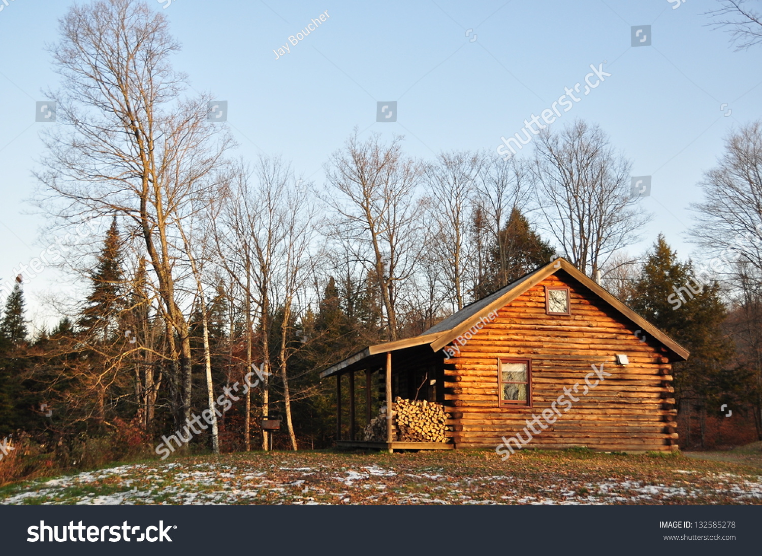 Vermont Cabin Woods Stock Photo (Edit Now) 132585278