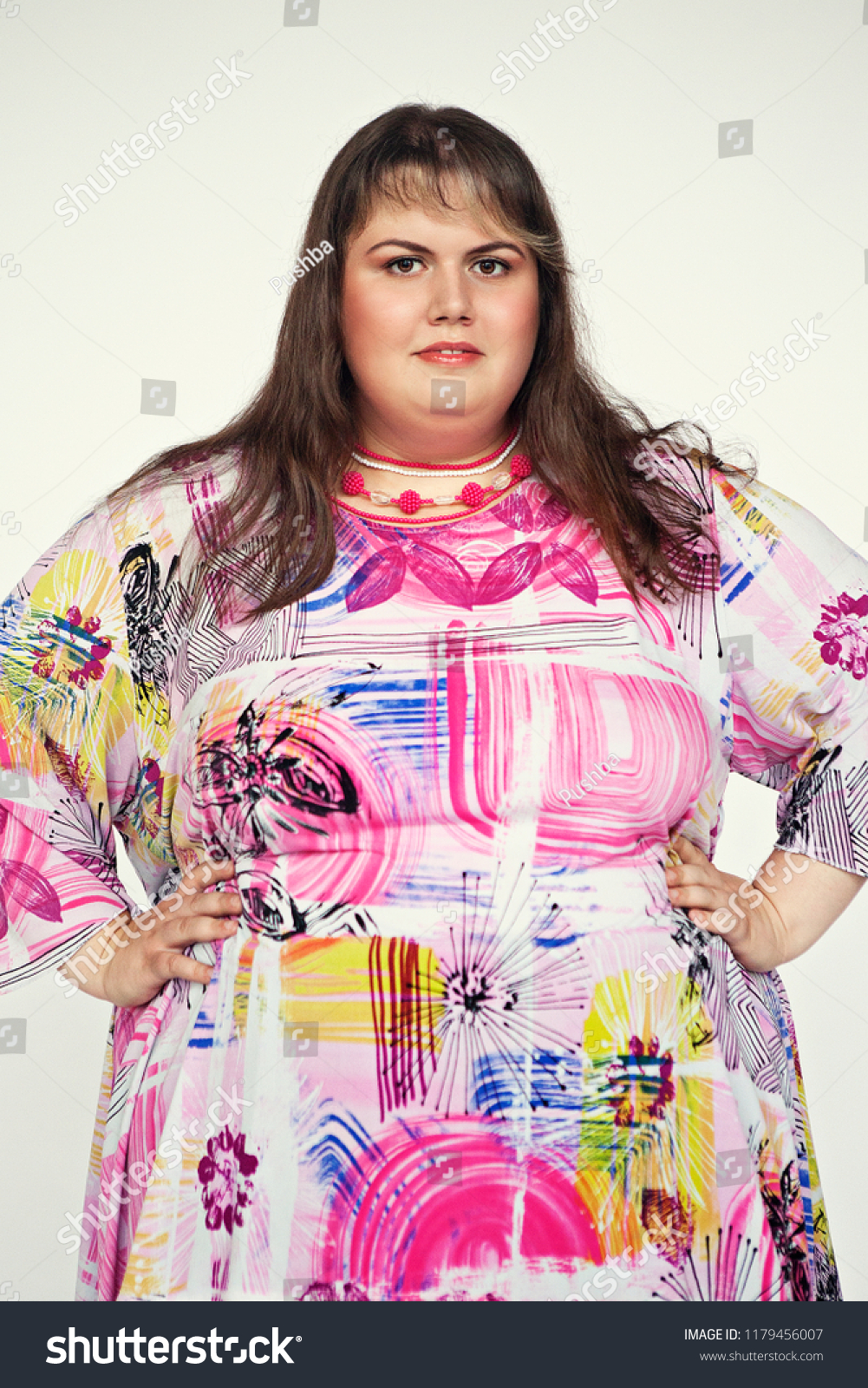 visdom Morgen skolde Very Fat Woman Plus Size Colourful Stock Photo (Edit Now) 1179456007