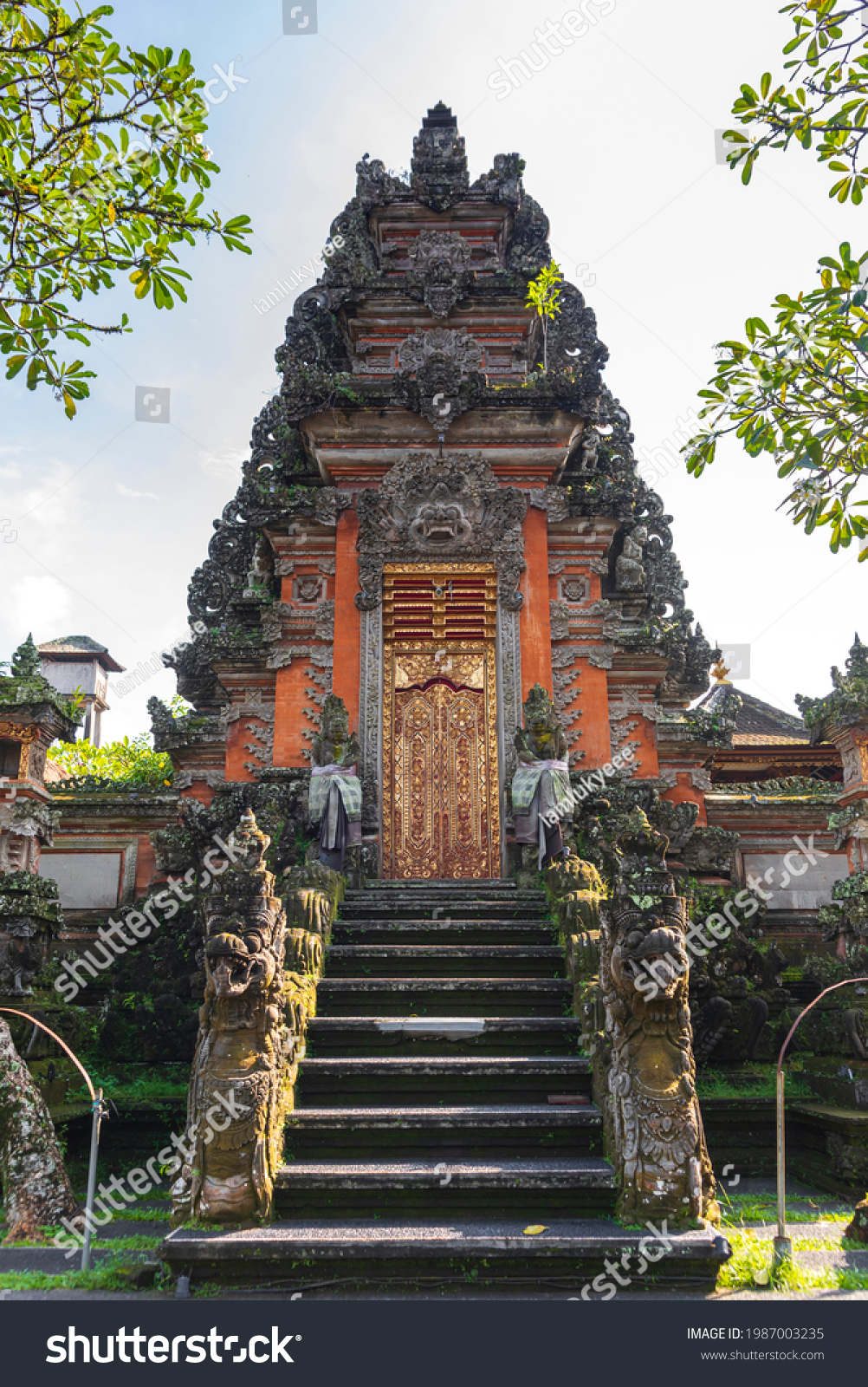 View Pura Taman Saraswati Temple Front Stock Photo 1987003235 ...