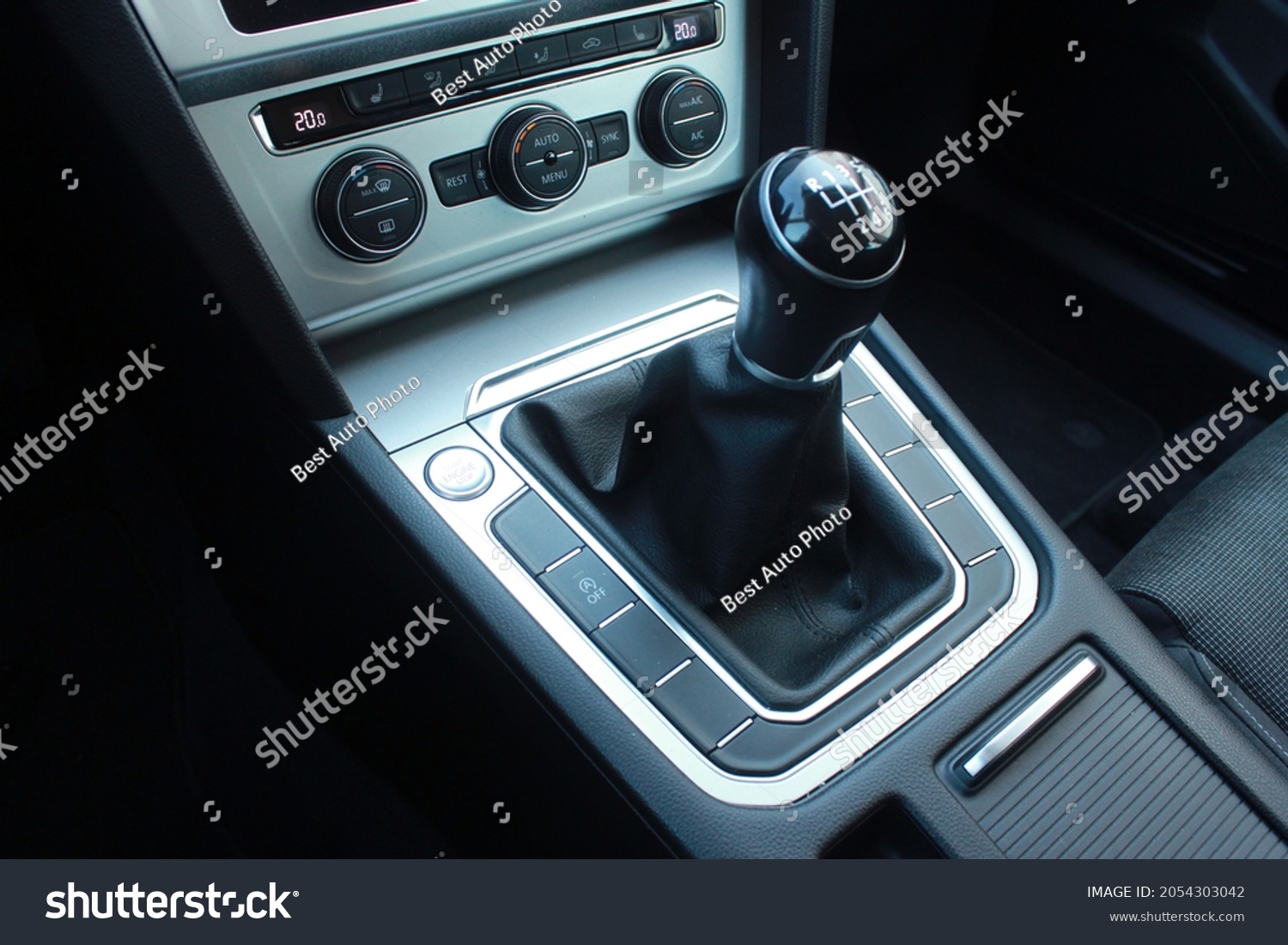 99 Vw Passat B8 Interior Images, Stock Photos & Vectors | Shutterstock