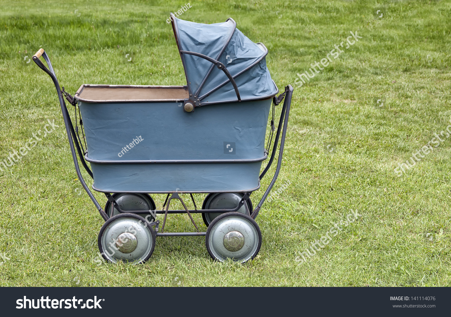 vintage buggy stroller