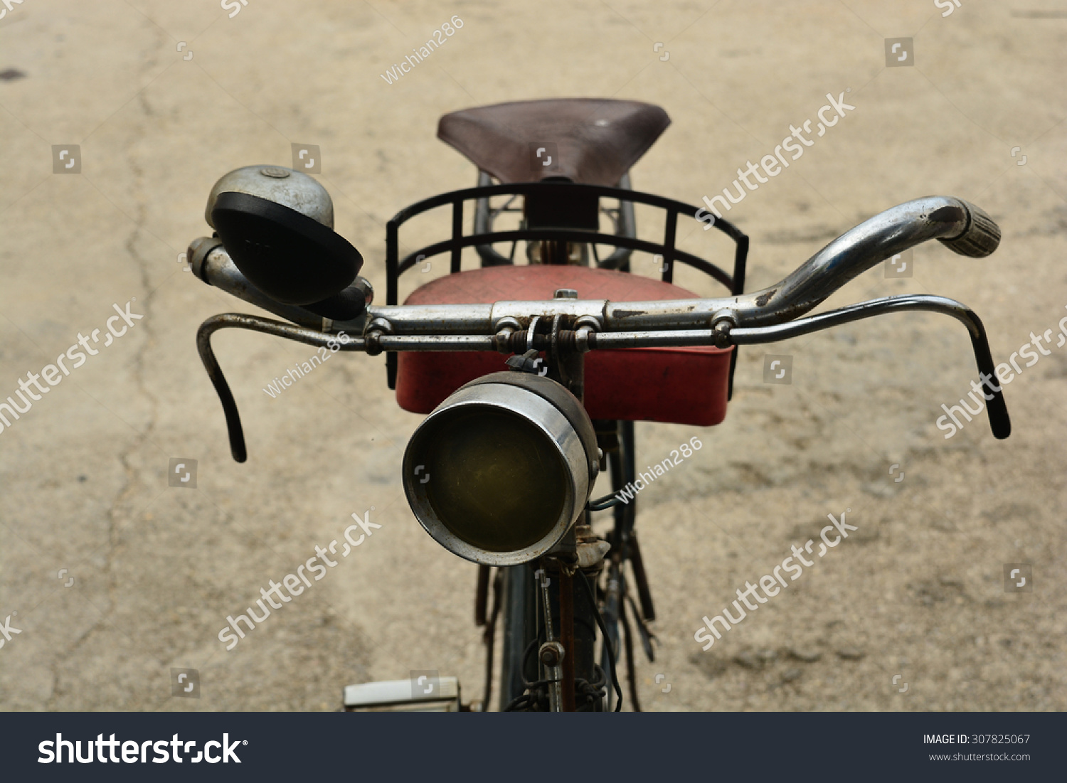 vintage bicycle seats