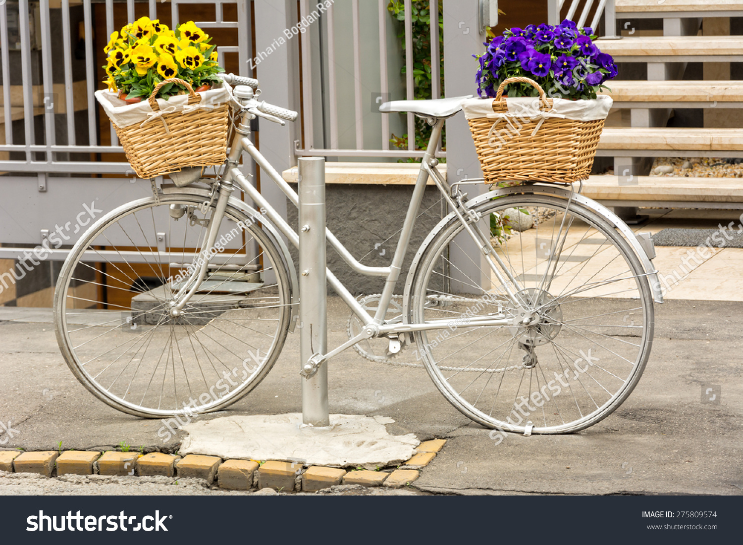 vintage bicycle baskets