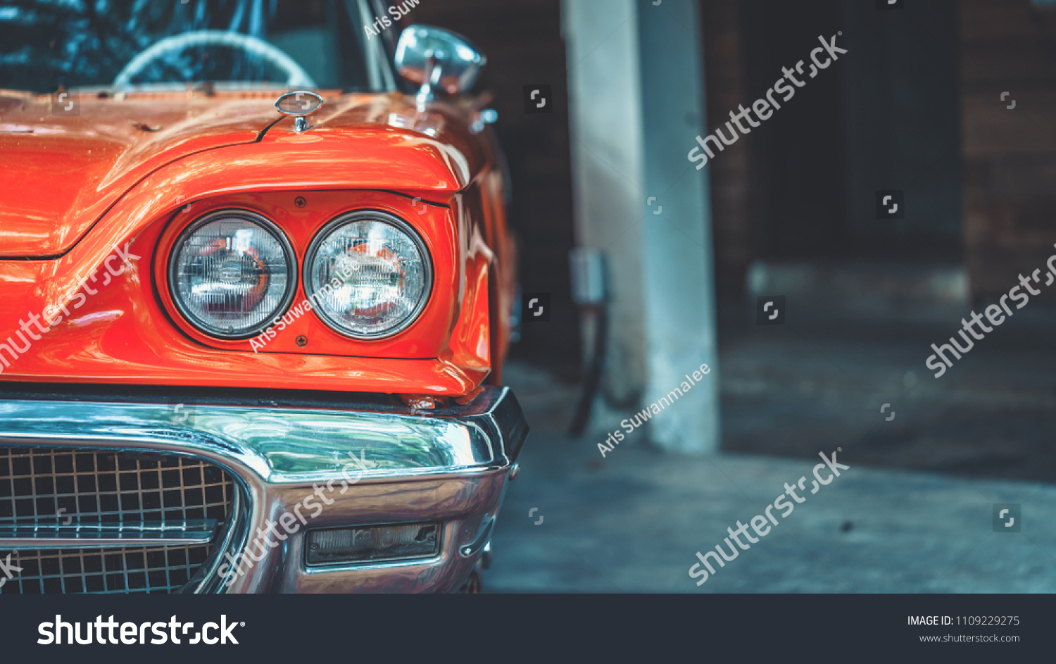 Vintage Car Headlight Stock Photo 1109229275 | Shutterstock