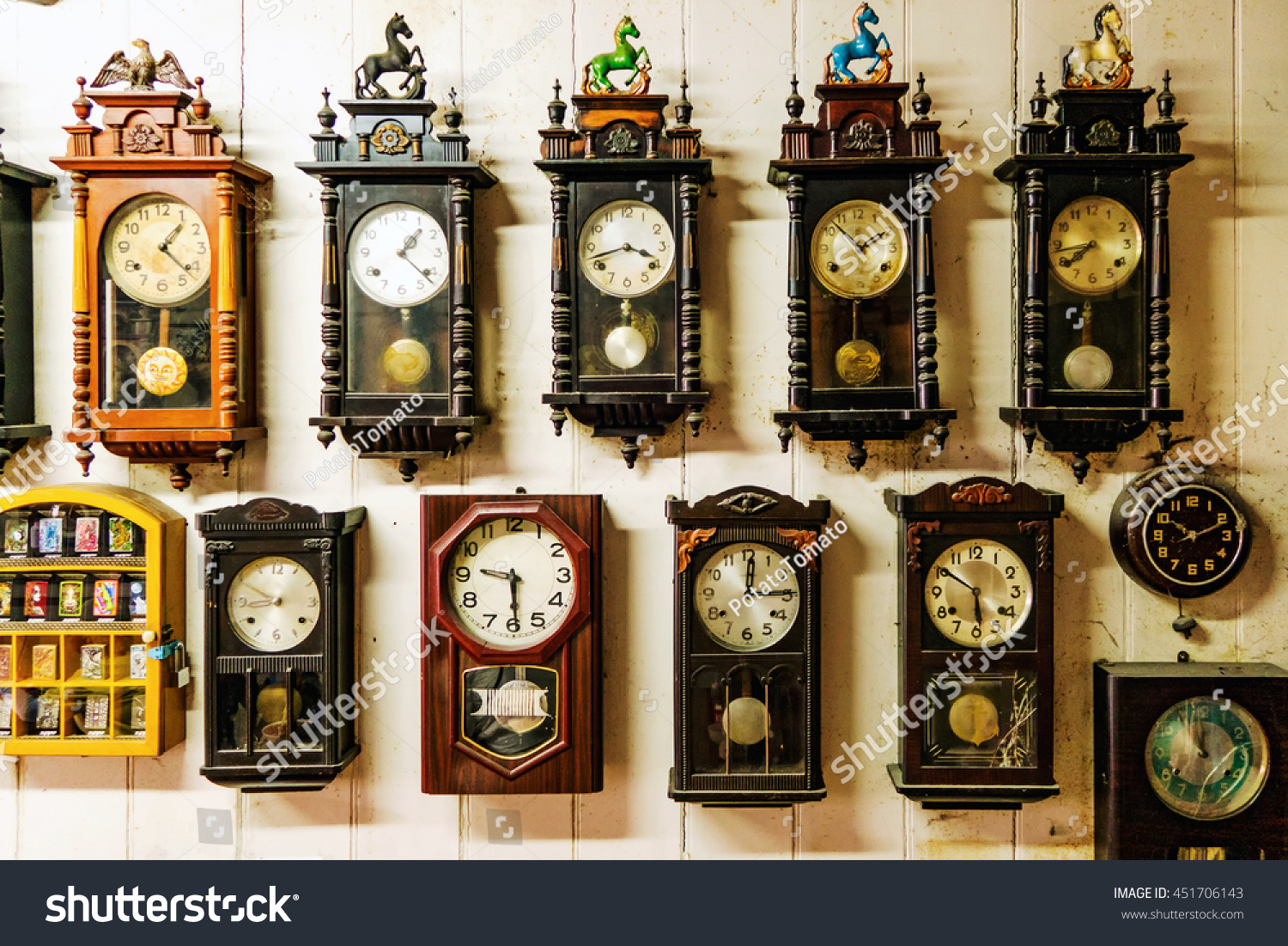 Cukcoo Images, Stock Photos & Vectors | Shutterstock