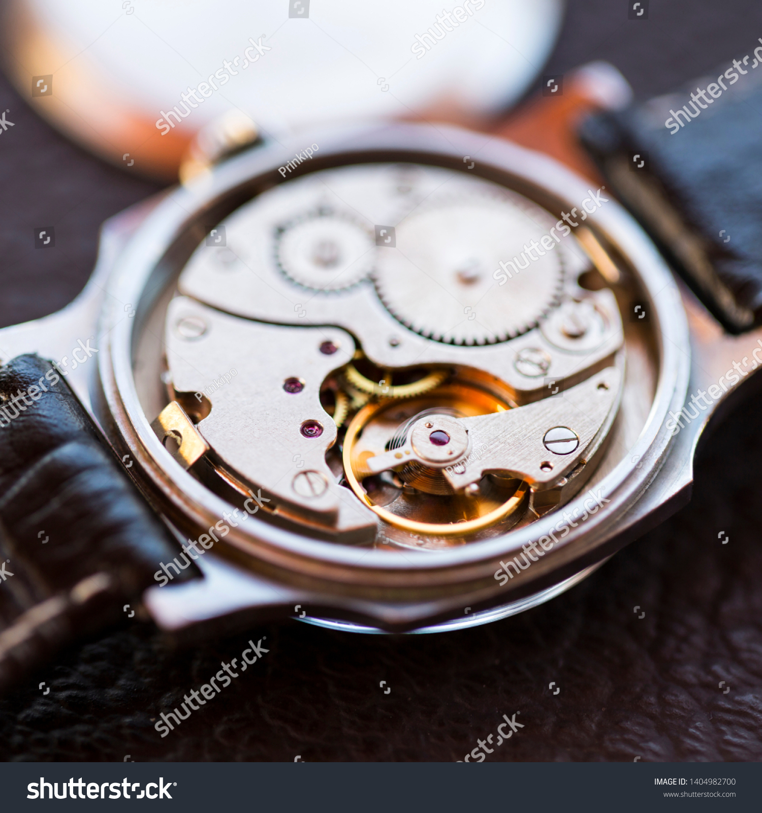 wrist watch mechanism