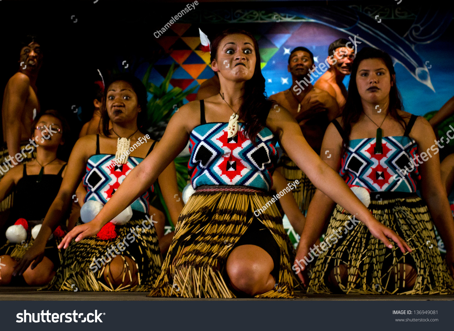 Waitangi Feb 6maori People Sing Dance Stock Photo 136949081 - Shutterstock