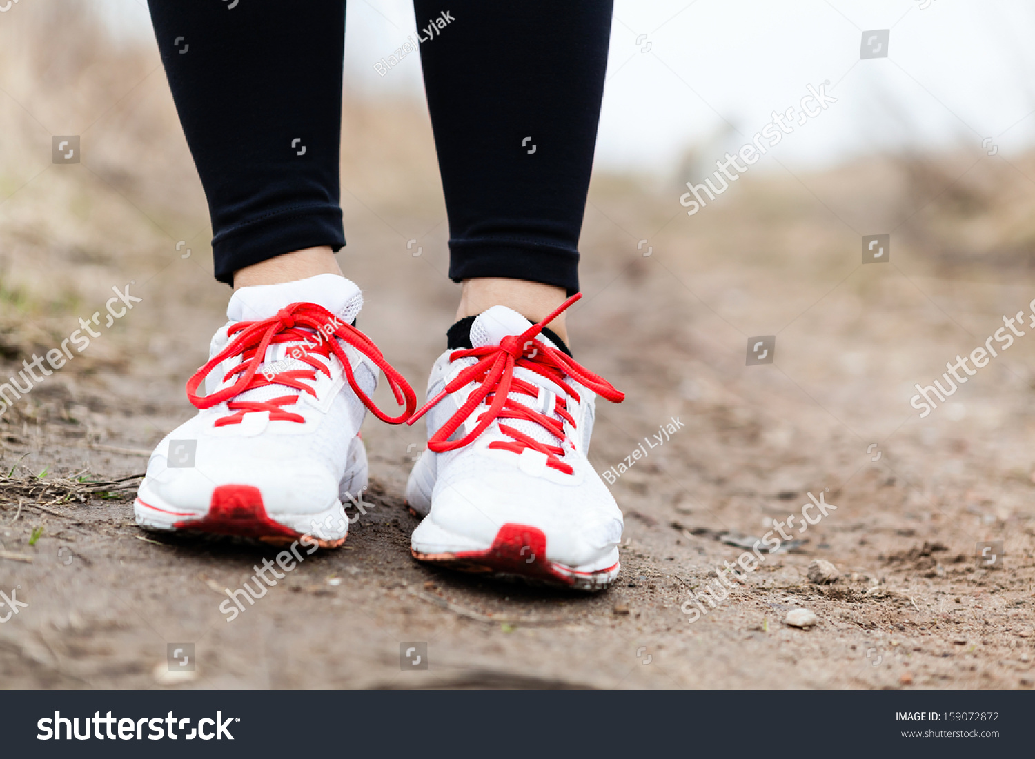 running shoes for dirt roads