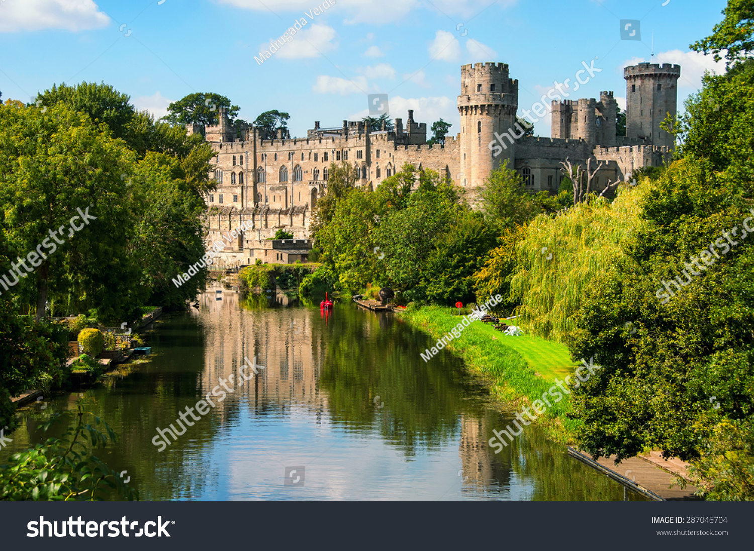 Warwick Castle Outside Medieval Castle Built Stock Photo 287046704 ...