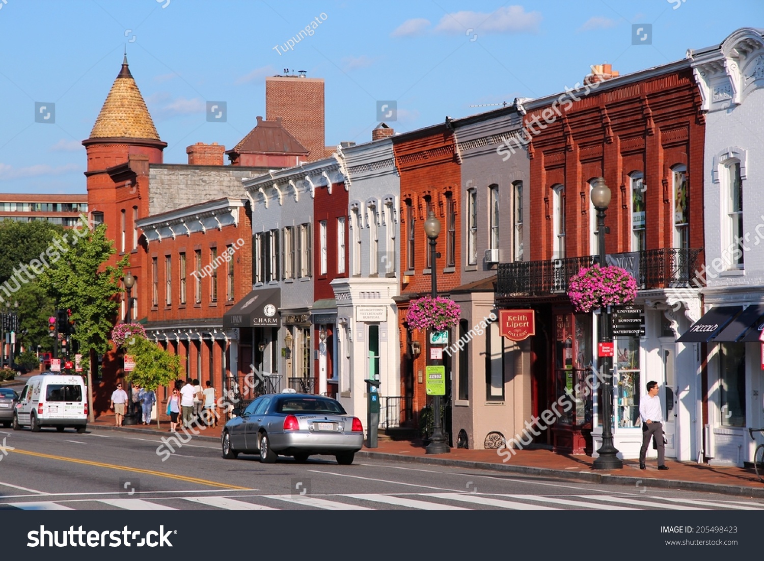 Washington, Usa - June 14, 2013: People Visit Shops In Georgetown In ...