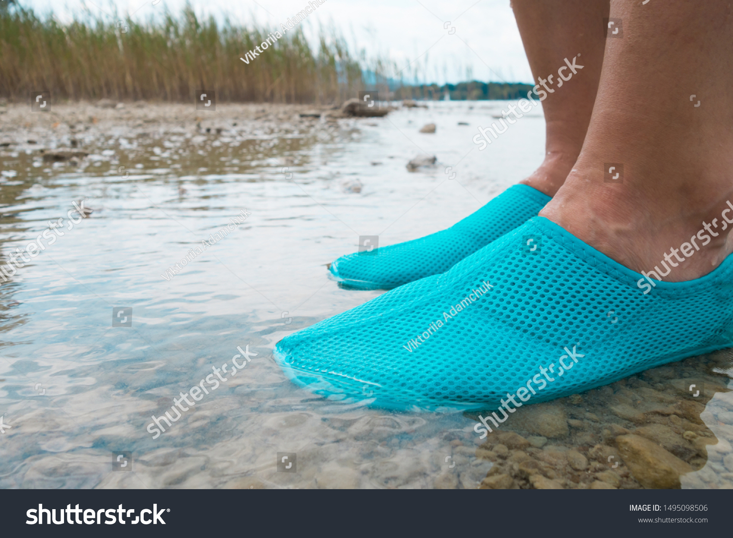 rock swimming shoes