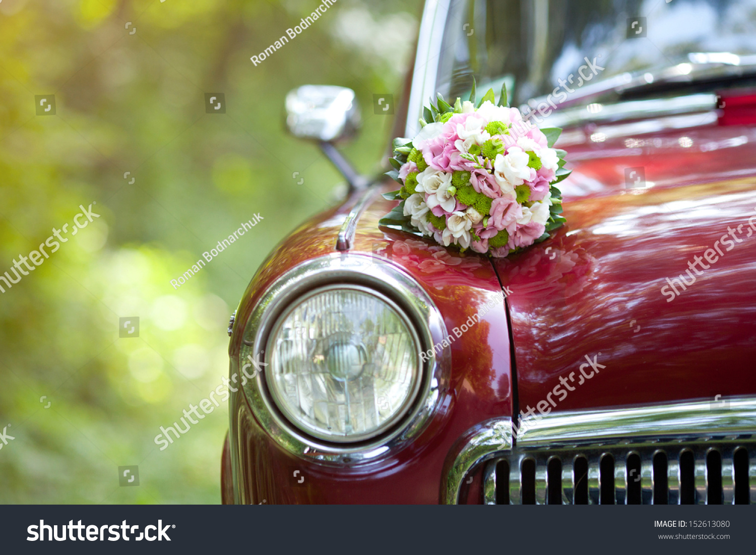 15,773 Vintage car with flowers Images, Stock Photos & Vectors