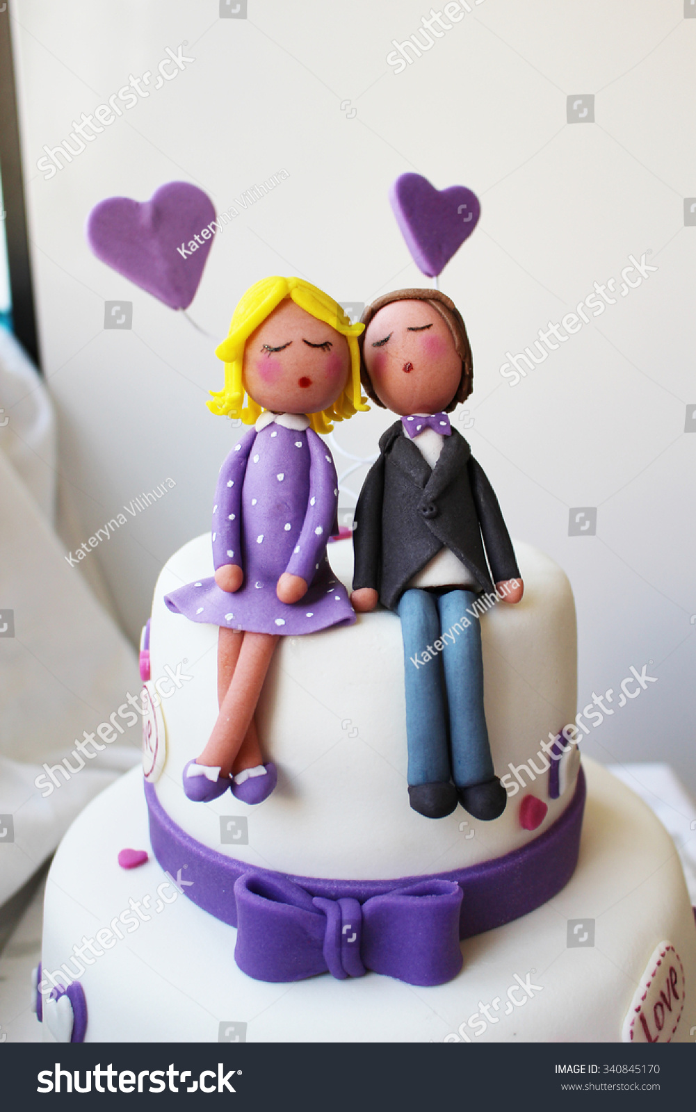 Wedding Cake Edible Figures Bride Groom Stock Photo Edit Now