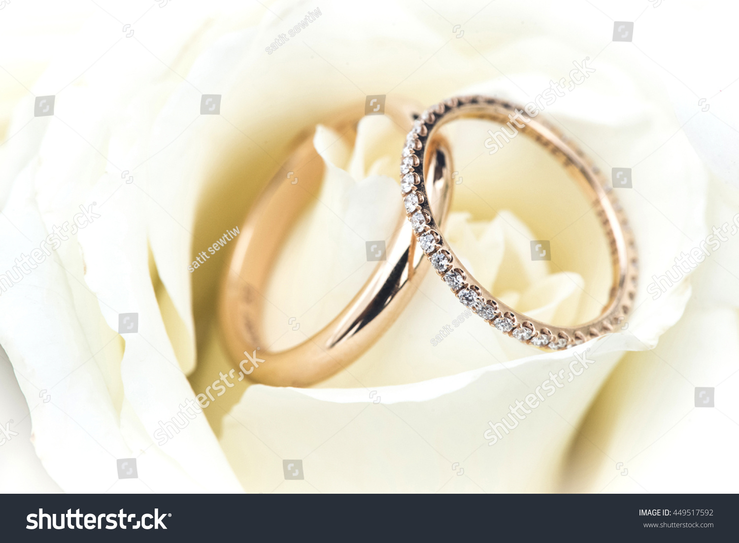 Wedding Ring On White Roses Stock Photo 449517592 