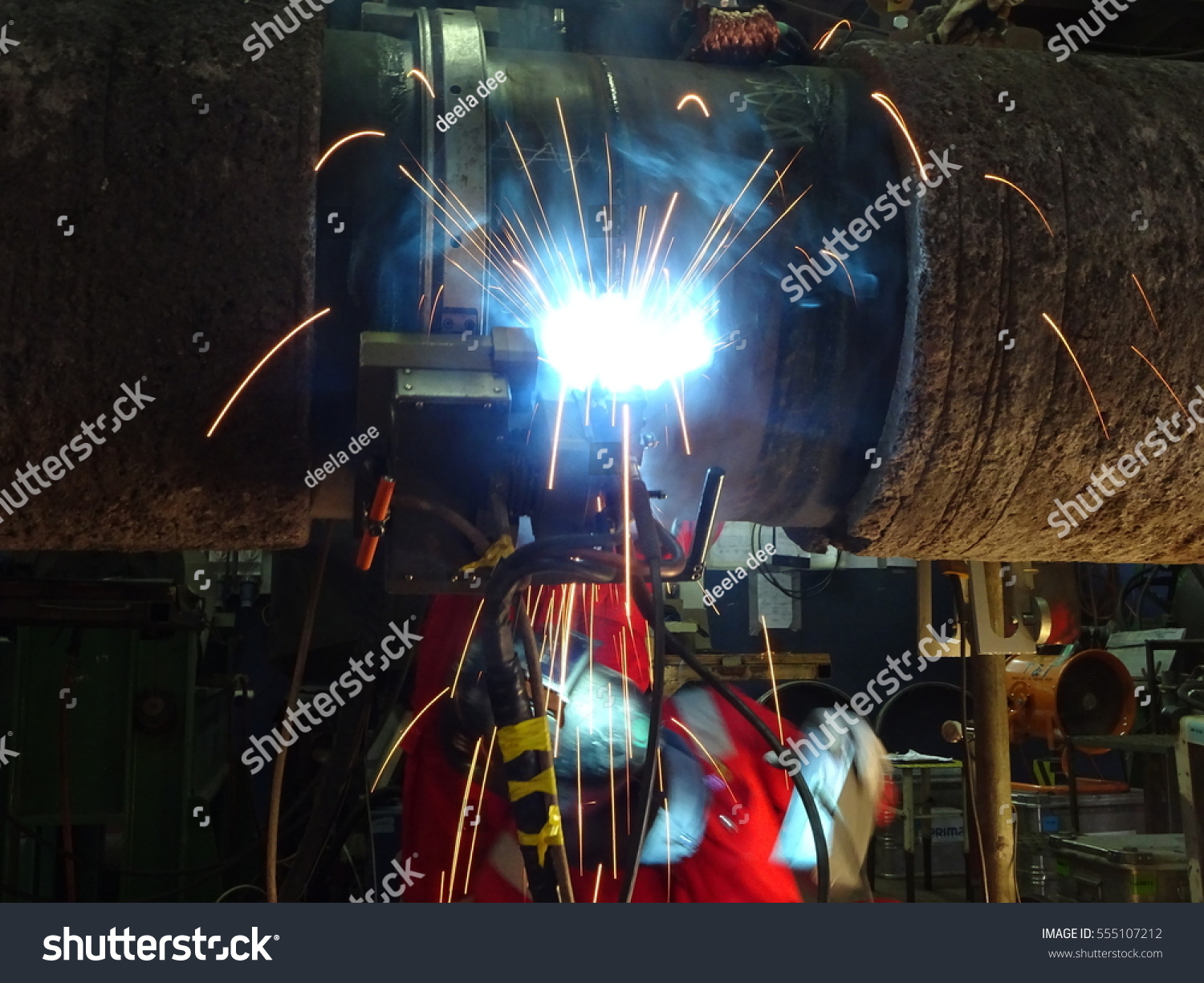 Welder Complete Personal Protective Equipment Ppe Stock Photo 555107212 ...