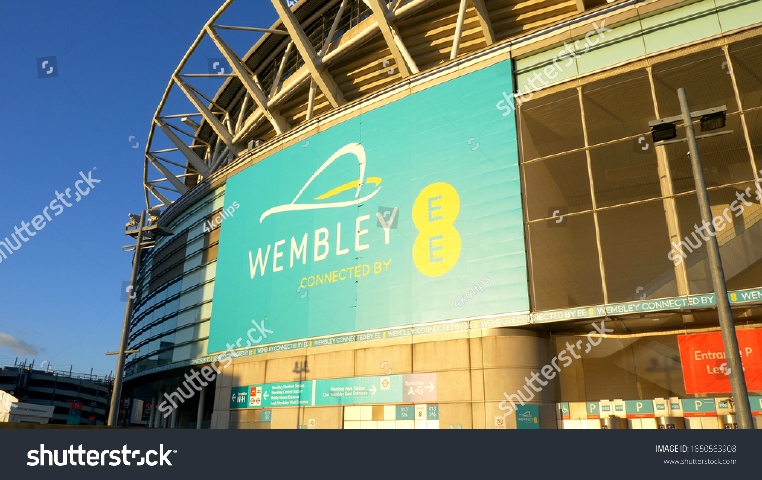 wembley-arena-london-famous-football-stadium-stock-photo-1650563908