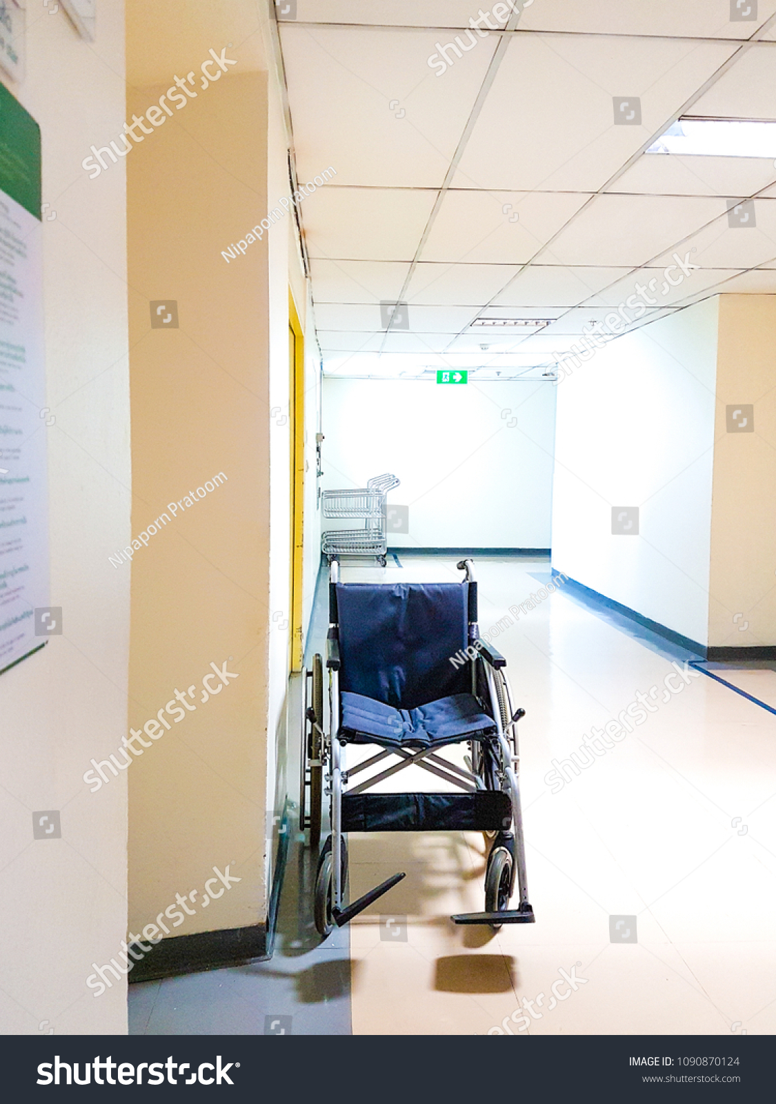 Wheelchair Seating Hospital Stock Photo 1090870124 | Shutterstock