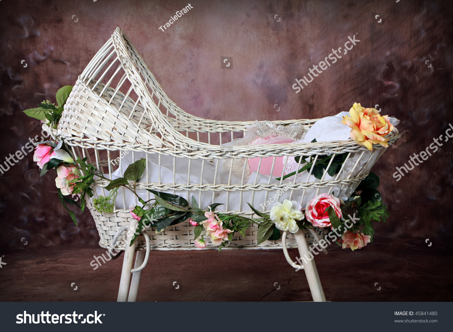 bassinet decoration