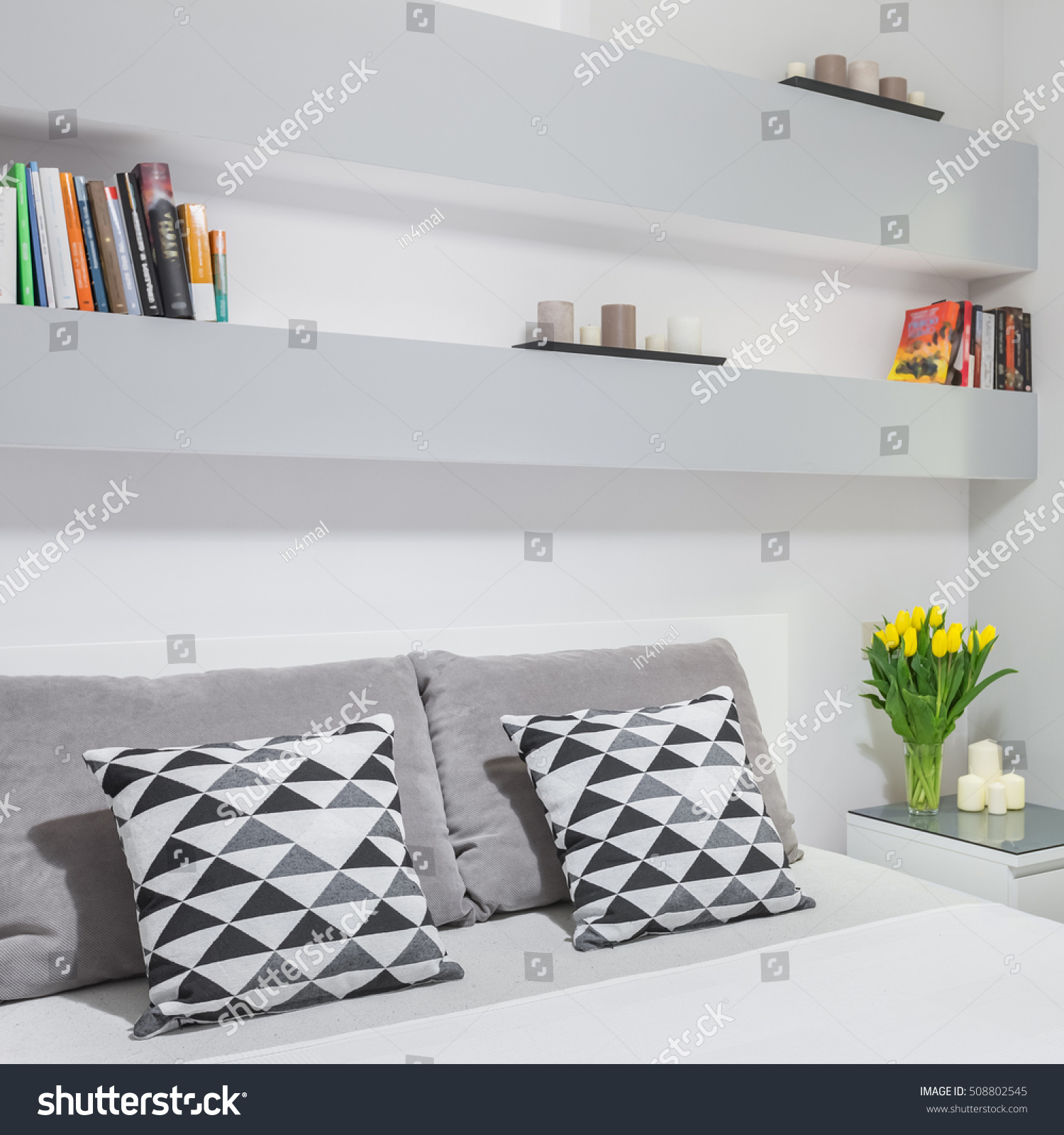 Featured image of post Double Bed With Bookshelf