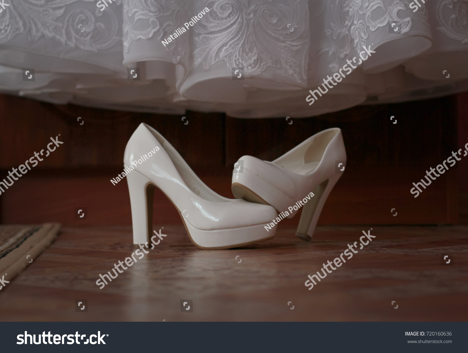 white wedding shoes thick heel