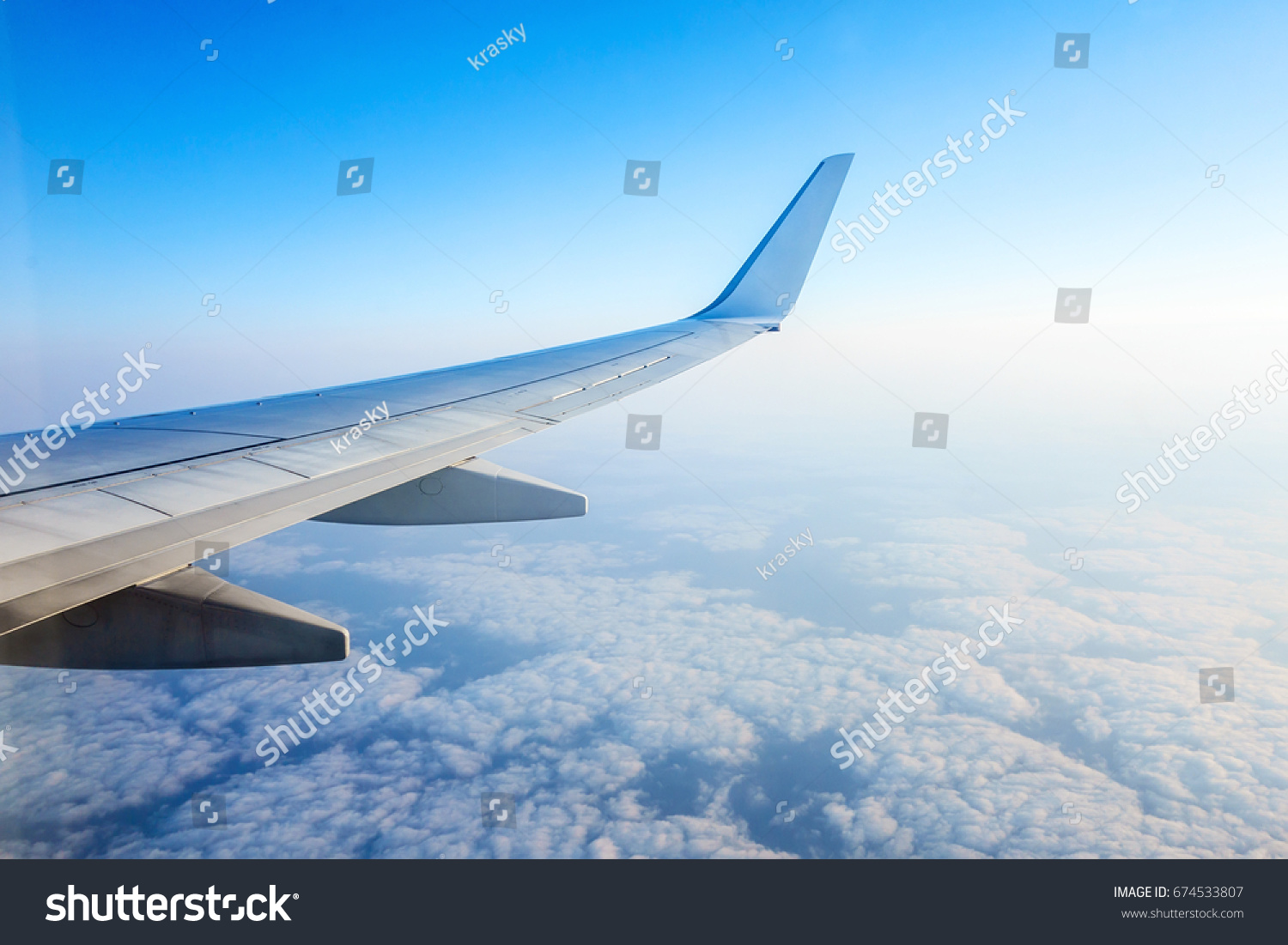 533,660 Wings of airplanes Images, Stock Photos & Vectors | Shutterstock