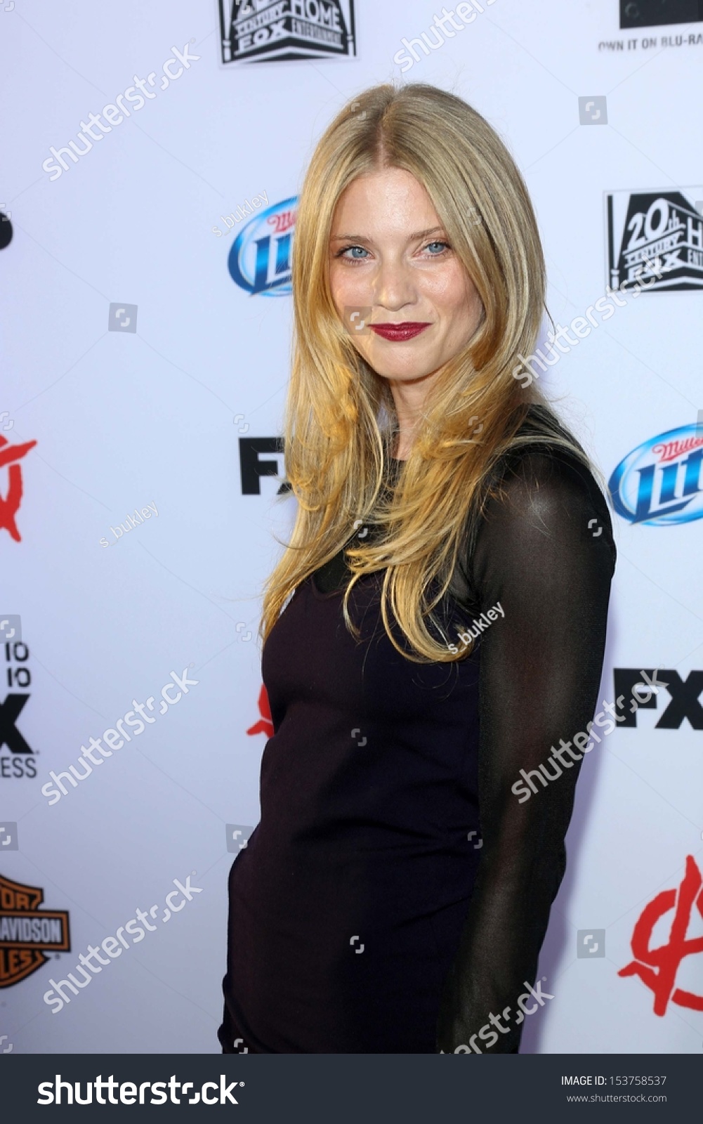 Gigi Hadid USA 3 2015?016, 2018 recommend Lisa Peluso recommend