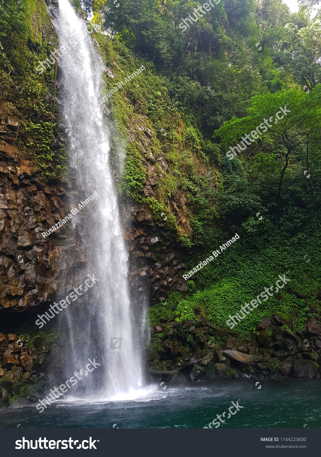 Wisata Alam Lembah Anai Air Mancur Stock Photo Edit Now Wisata Alam Lembah Anai Air Mancur Stock Photo Edit Now