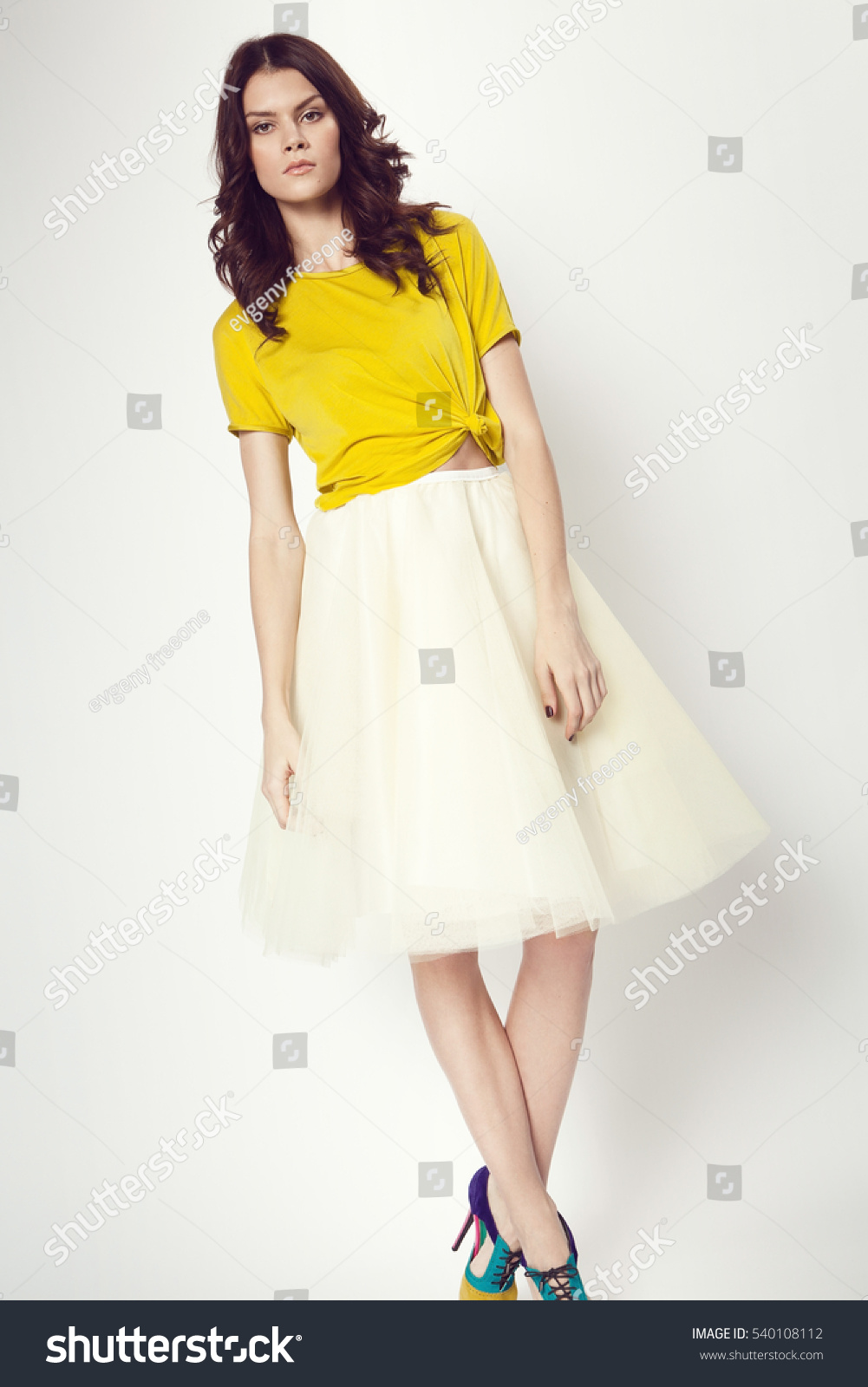 white skirt yellow top