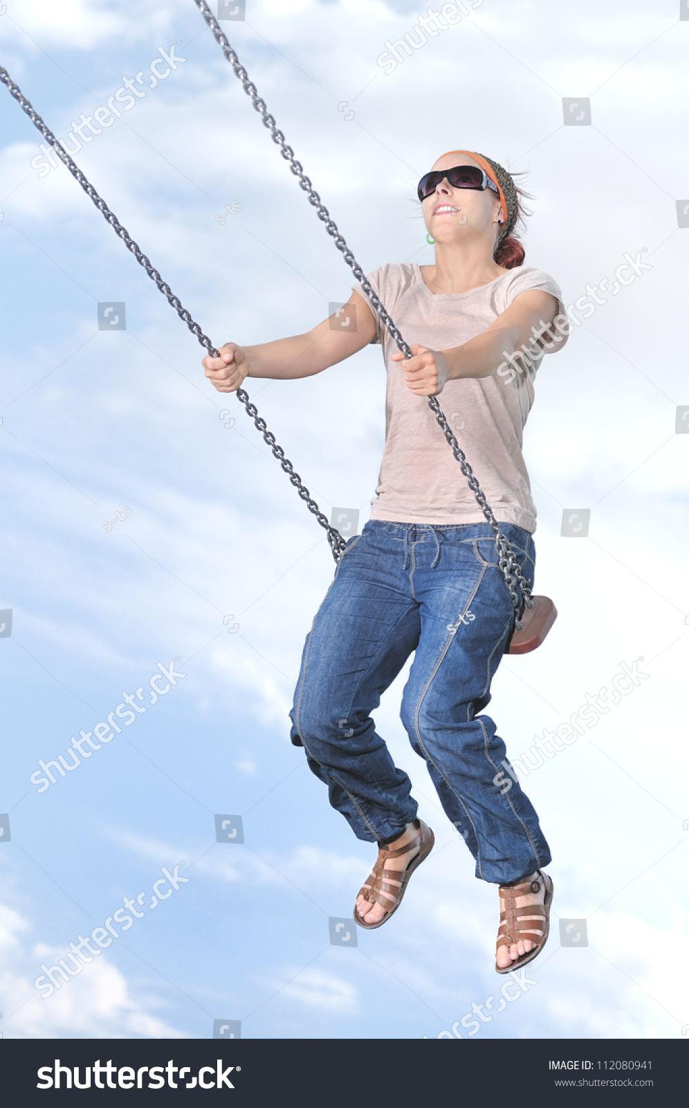 Swinging Women 99