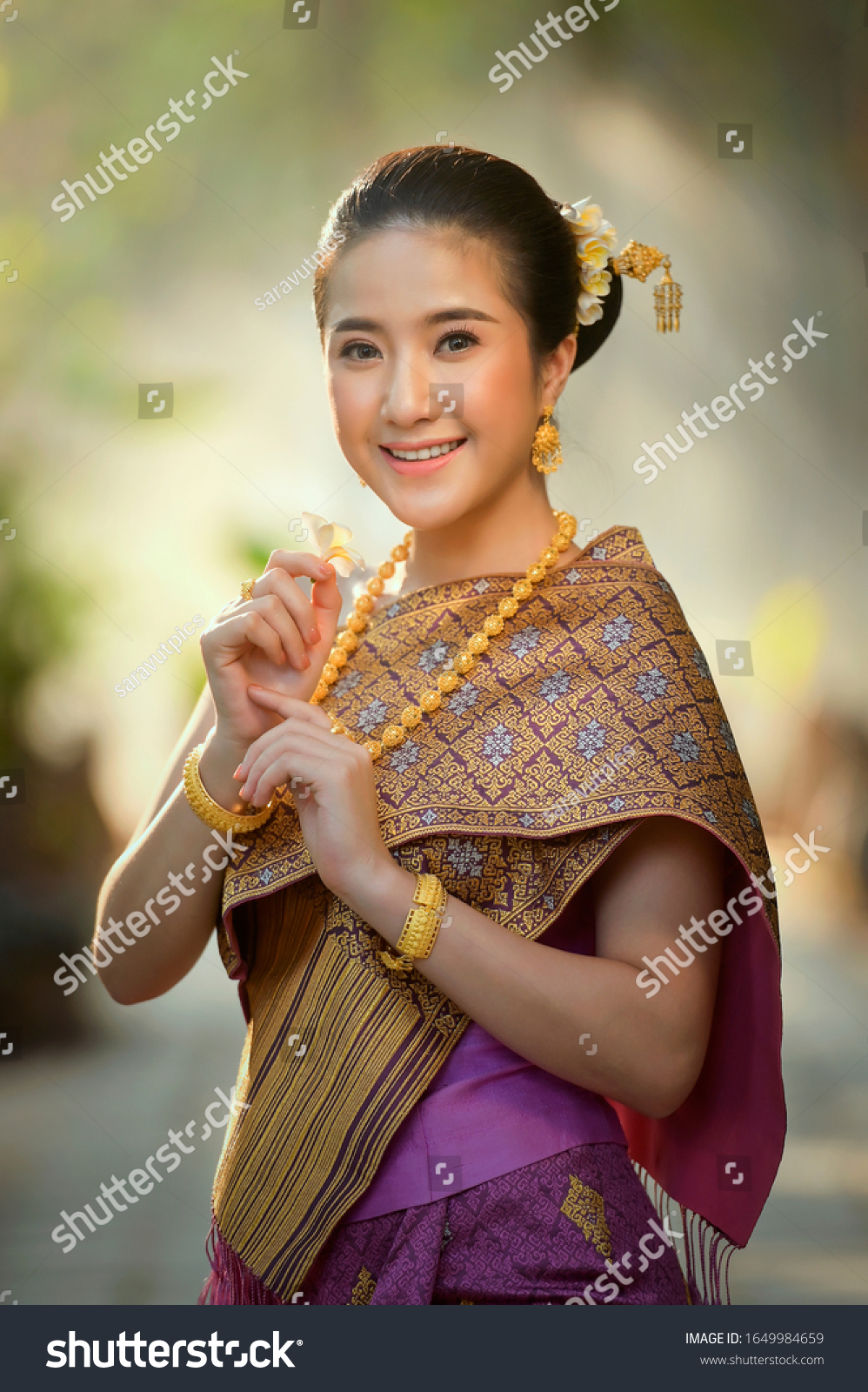 Woman Wearing Laos Traditional Dress Costumevintage Foto Stock 1649984659 Shutterstock