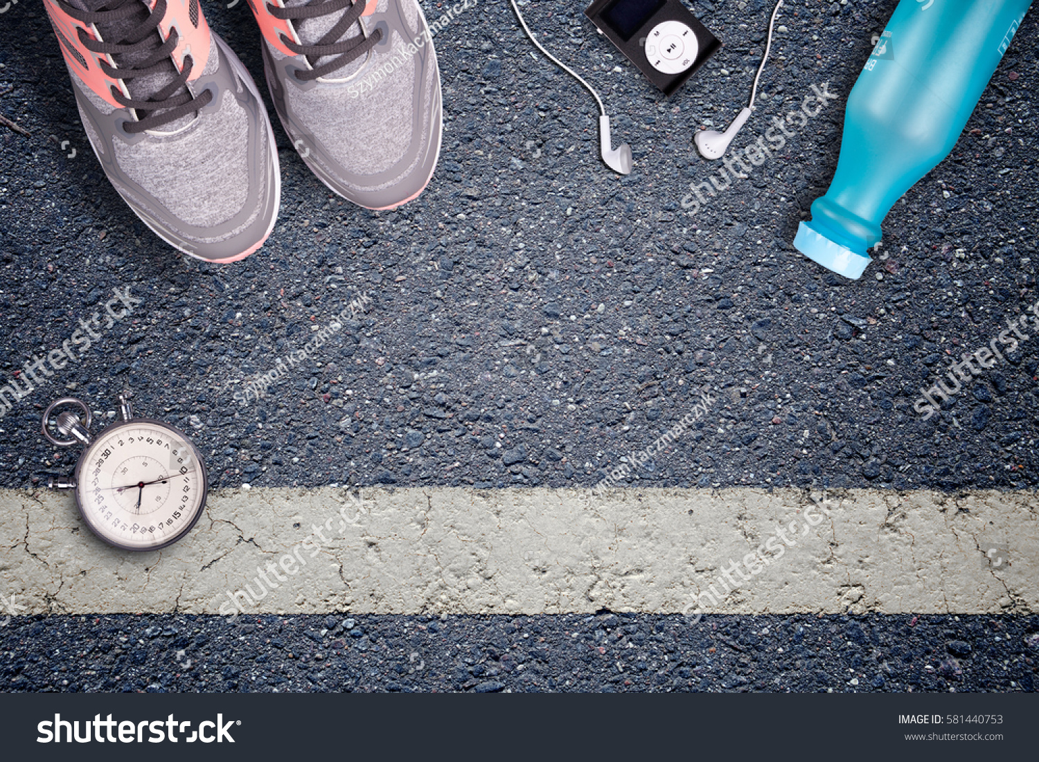 hard surface running shoes