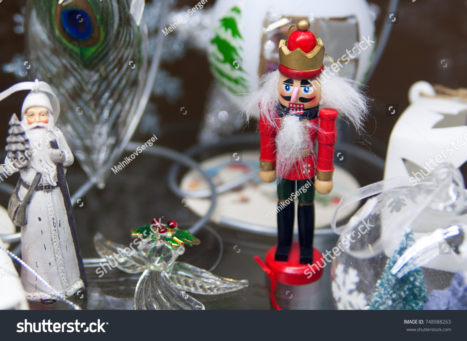 floor standing nutcracker