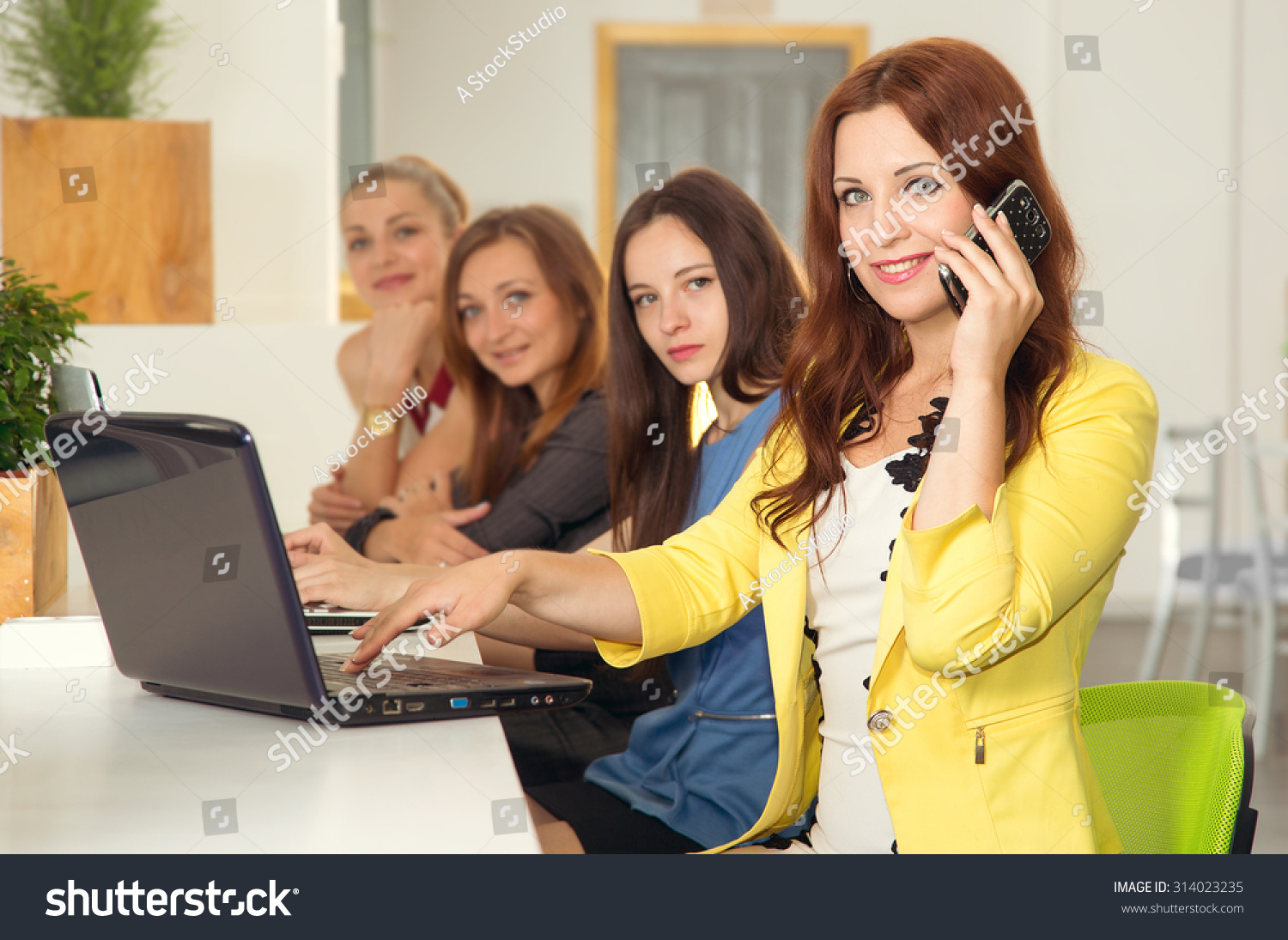 Working Days Group Women Team Four Stock Photo 314023235 Shutterstock