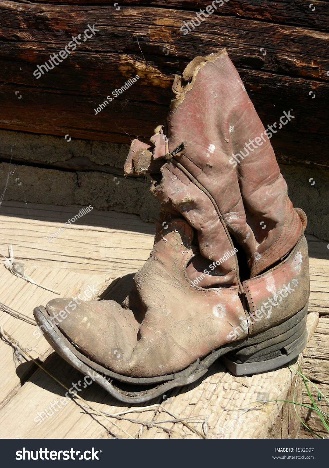 Worn Cowboy Boot Found In Historic Log Cabin Stock Photo 1592907 ...