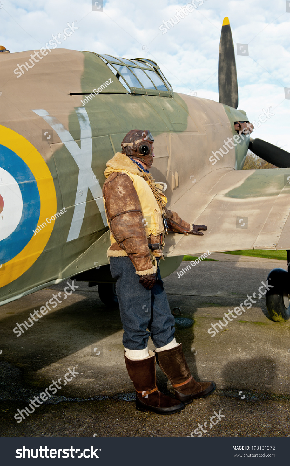 Ww2 Fighter Pilot Hurricane Aircraft Stock Photo 198131372 | Shutterstock