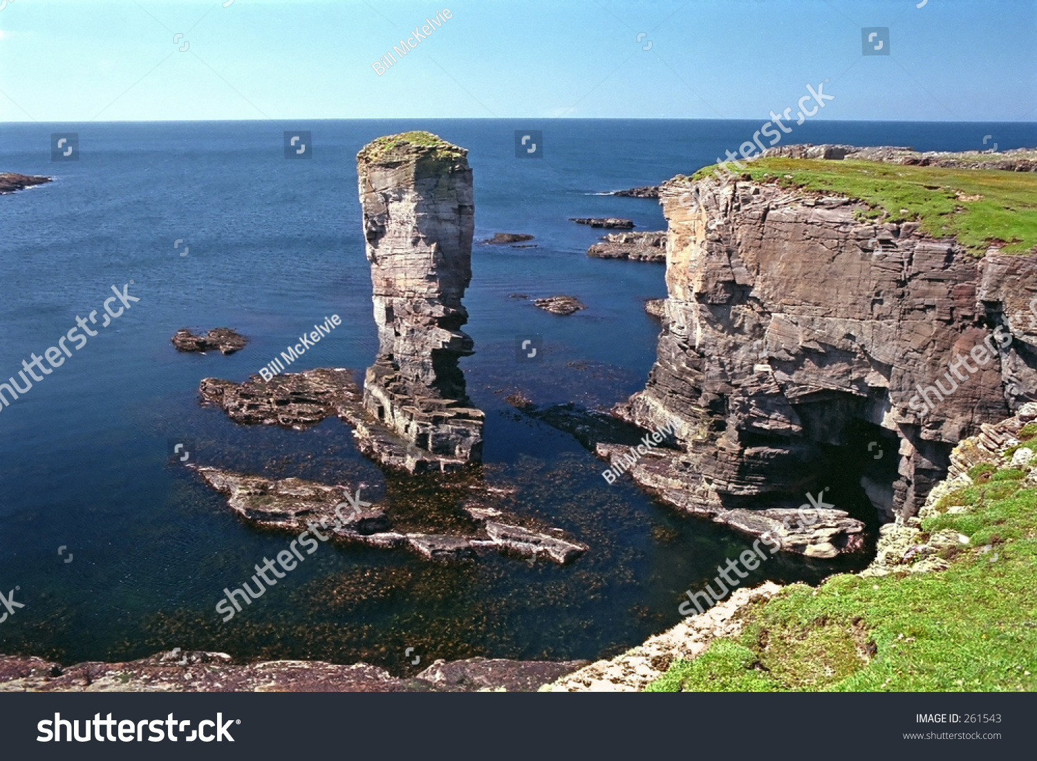 yesnaby-castle-rock-stack-orkney-scotland-stock-photo-261543-shutterstock