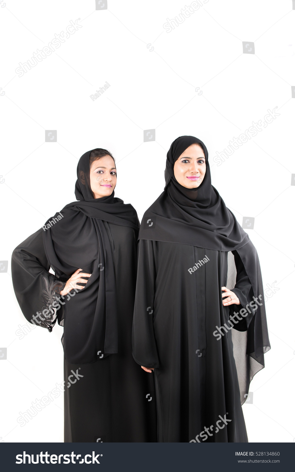 arabic traditional dress for female