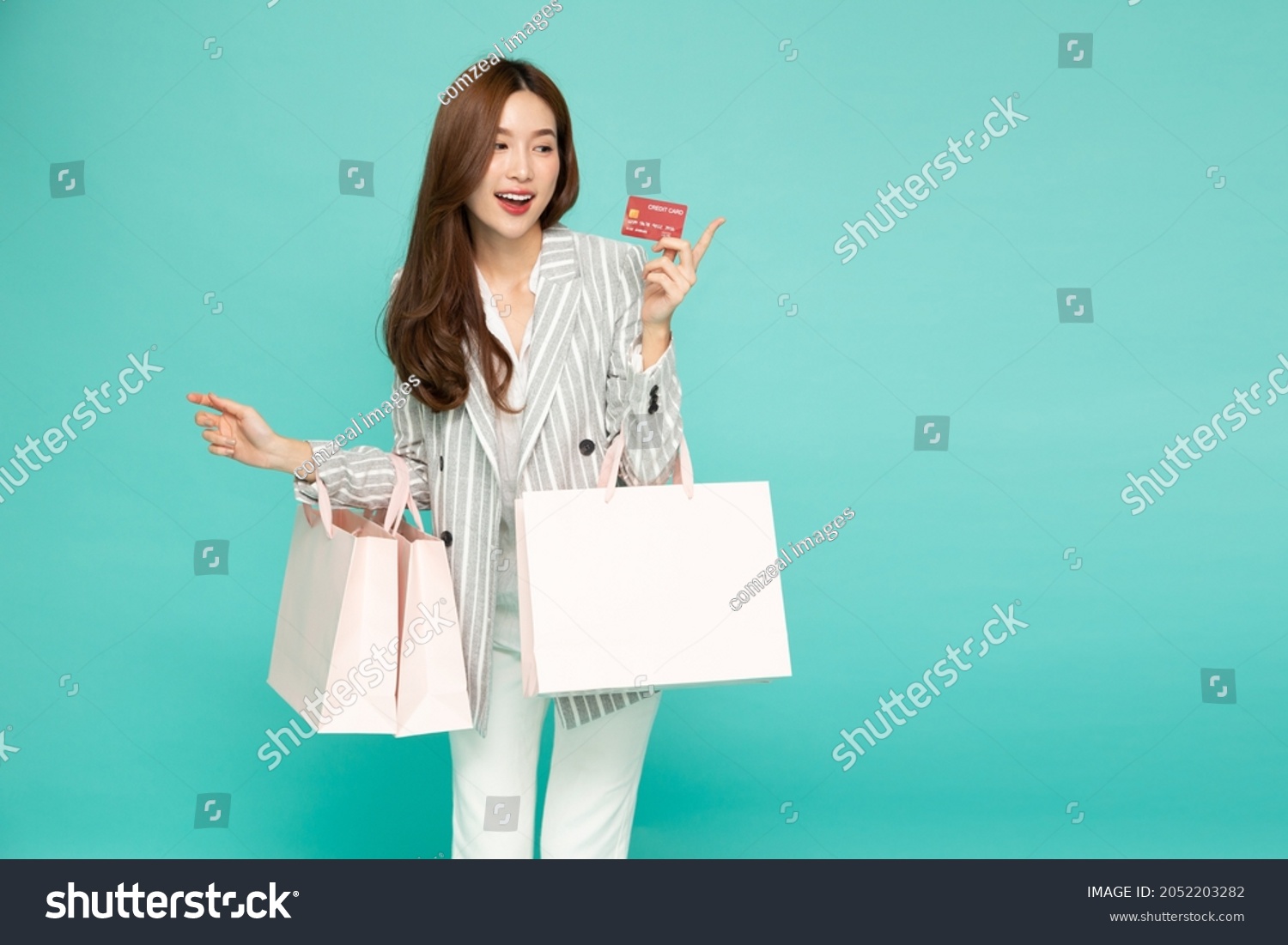 213,041 Shopping girl asian Images, Stock Photos & Vectors | Shutterstock