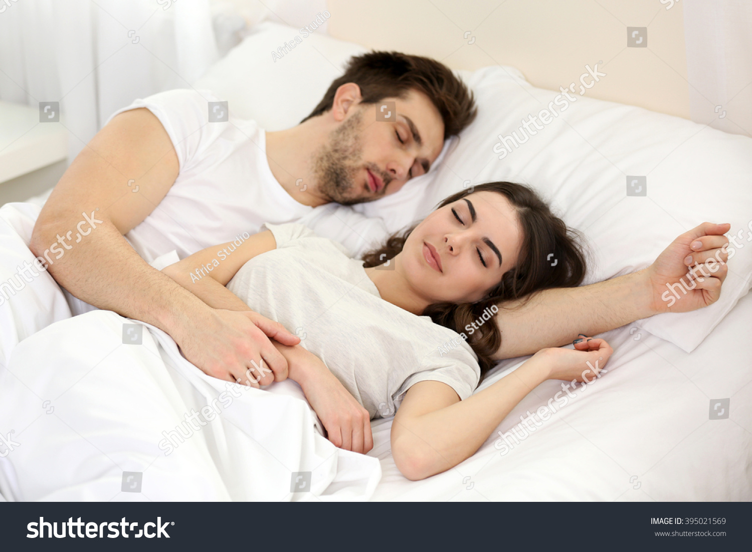 Young Cute Couple Sleeping Together Bed Stockfoto Jetzt